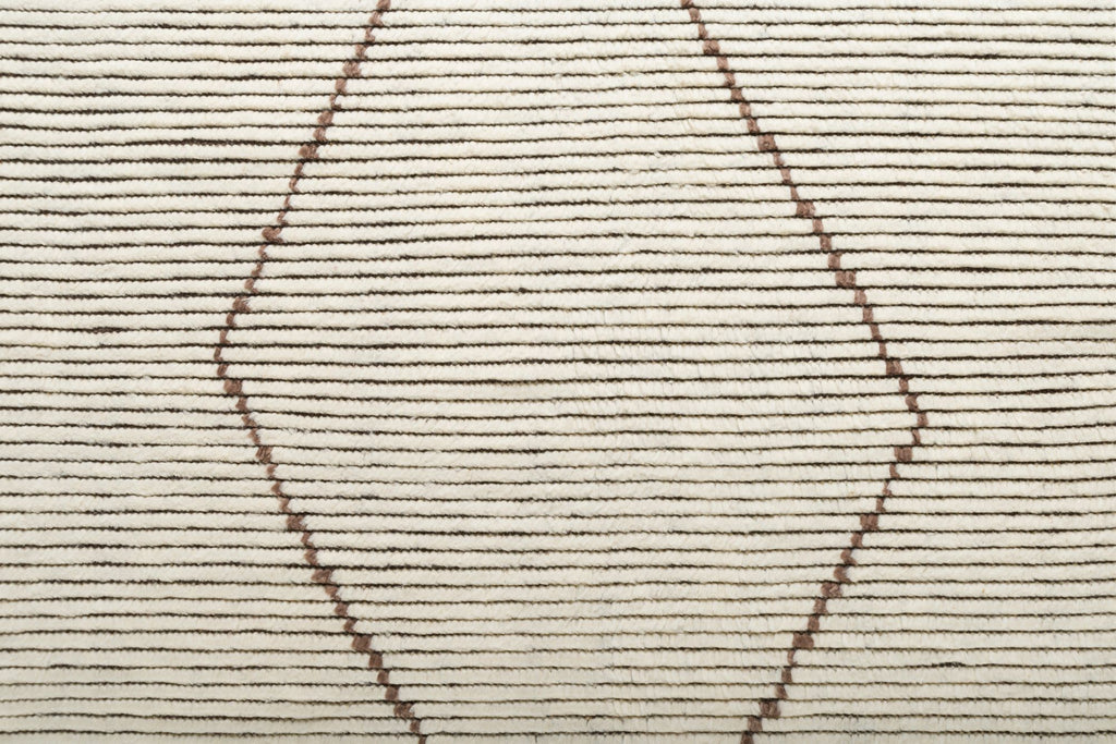 Baha White/Brown